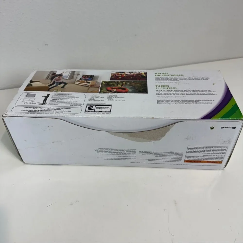 Microsoft Xbox 360 Kinect With Cords & Box